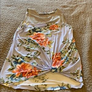 Pink Clover sleeveless floral print shirt